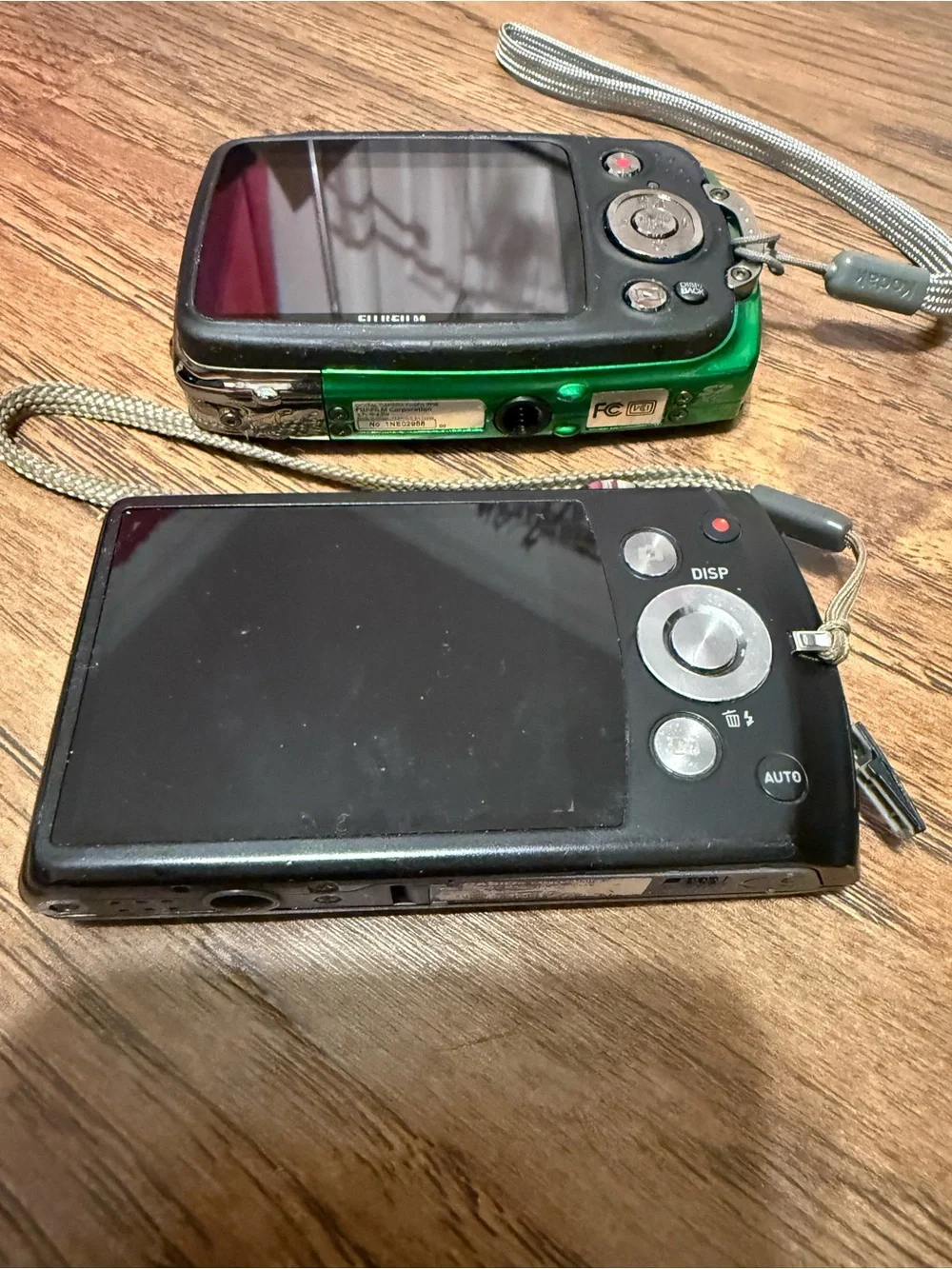 2 Digital Cameras (Casio Exilim & Fujifilm FinPix)